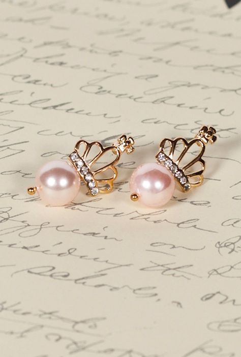 ♥ Mademoiselle Rose ♥ Royalty Crown, Mode Rose, Crown Earrings, Pink Pearls, Pink Accessories, Heart Studs, Heart Earrings Studs, A Princess, Pearl Jewelry