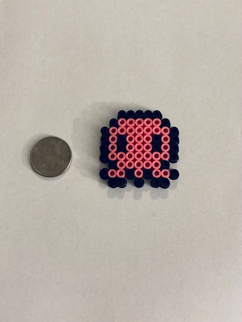 Perler Bead Patterns Octopus, Perler Beads Octopus, Perler Small Designs, Small Stitch Perler Bead Patterns, Tiny Perler Beads Ideas, Perler Bead Art Easy, Pearl Or Bead Ideas Cute, Tiny Pearler Bead Patterns, Pearler Beads Idea