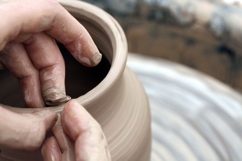 What Is Bisque Pottery? Bisque Pottery, Sentence Examples, Rough Linen, Pottery Workshop, Pottery Classes, Sculpting Clay, Japanese Pottery, Pottery Wheel, Pottery Studio