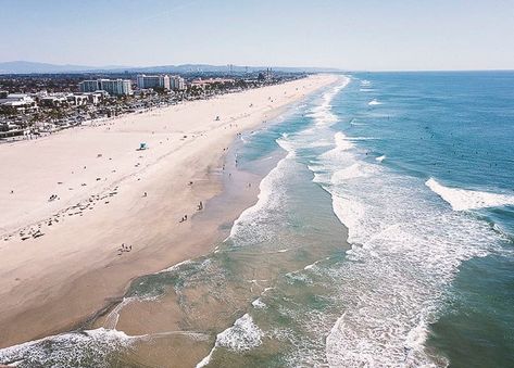 Luxury Resort in Huntington Beach - The Waterfront Beach Resort Surf City, Hilton Hotel, California Beach, Beach Hotel, Huntington Beach, Beach Resort, Luxury Resort, Beach Resorts, Hotels Room