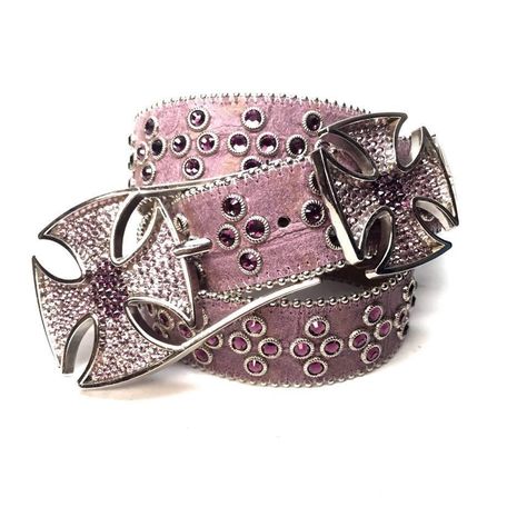 BB SIMON BELTS ITALIAN LEATHER MADE WITH AUTHENTIC SWAROVSKI CRYSTALS HANDMADE IN THE USA Our store has been carrying b.b. Simon belts for over 20 years to date and is the largest authorized retailer. If your belt is not in stock please allow 4-8 weeks for custom orders. Free 2 day shipping on all in-stock belts. Please pay attention to the shipping profile purchased. If we do not have your size we will automatically custom order your size on the belt and send a follow-up email to confirm your s Bb Simon Belts, Car Jewelry, Cowgirl Belts, Bling Belts, Y2k Accessories, Crystal Belt, 2000s Fashion Outfits, Y2k Pink, Studded Belt