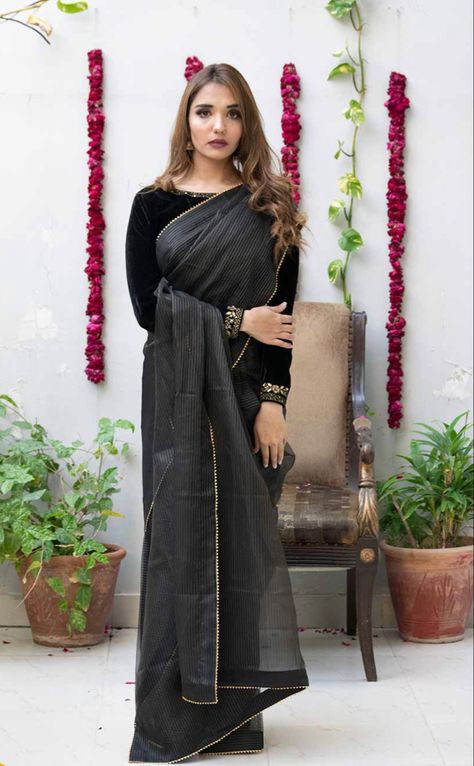 BLACK LINES SAREE WITH VELVET BLOUSE Saree With Boat Neck Blouse, Saree With Velvet Blouse, Bride Sister Dress, Saree Organza, Boat Neck Blouse, Bridesmaid Saree, Velvet Blouse, Sisters Dress, Bride Sister