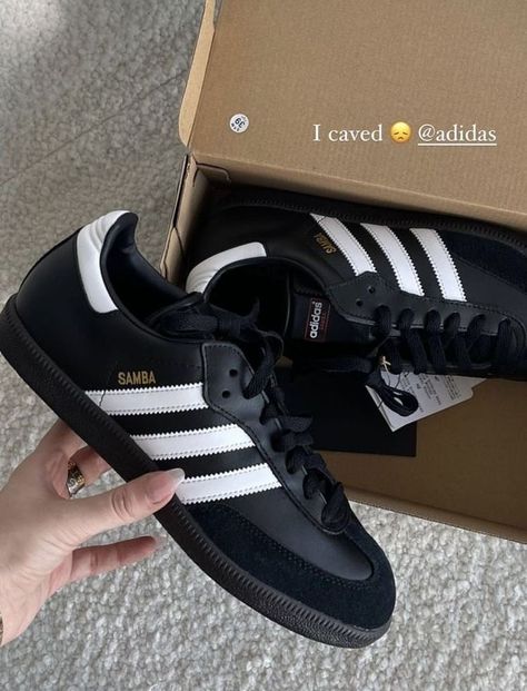 Black Adidas Shoes Samba, Adidas’s Sambas, Adidas Samba Black Women, Samba Classic Shoes Outfit, Shoe Wishlist Adidas, Samba Adidas Shoes, Adidas Shoes Women Black, Adidas Samba All Black, Addis’s Samba