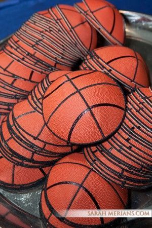 Bar Mitzvah Ideas Boys, Bar Mitzvah Party Favors, Basketball Centerpieces, Bar Mitzvah Decorations, Basketball Bar Mitzvah, Bar Mitzvah Favors, Bar Mitzvah Centerpieces, Bar Mitzvah Themes, Bnai Mitzvah