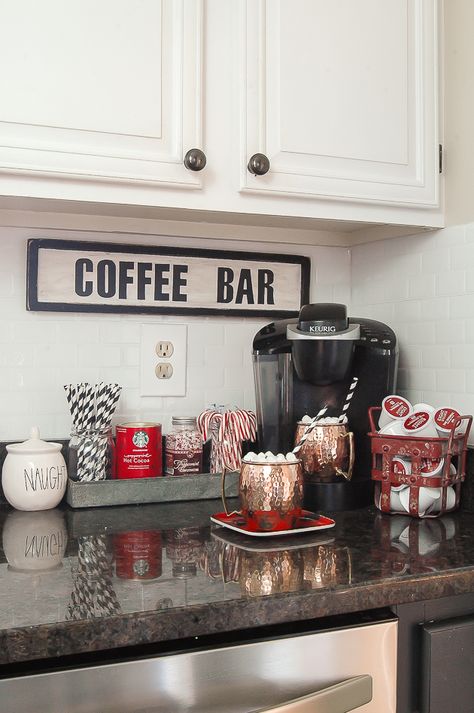 What's better than a classic hot chocolate bar? A VINTAGE hot chocolate bar complete with vintage Santa mugs, thermoses and peppermint sticks! #hotchocoa #hotchocolate #Christmas #Christmasdecor #VintageChristmast #vintageSanta Film Decor, Hot Chocolate Bar, Home Coffee Stations, Farmhouse Side Table, Apartment Decoration, College Apartment Decor, Cute Dorm Rooms, Quirky Home Decor, College Apartment