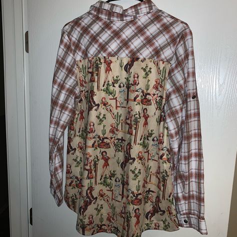 The Vintage Cowgirl Print On The Back Of This Shirt Is A Nice Suede Material And The Plaid Is Very Light. Would Look Very Cute Worn Open Or Buttoned Upcycle Button Down Shirt, Flannel Upcycle, Farmhouse Fashion, Flannel Shirt Refashion, Artsy Clothing, Shirt Makeover, Cowgirl Print, Clothes Upcycle, Upcycling Clothes