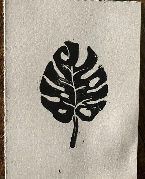 Linocut Art Simple, Linocut Tattoo, Sgraffito Ideas, Tattoo 2022, Linocut Ideas, Linoleum Print, Lino Cut, Linocut Art, Sgraffito