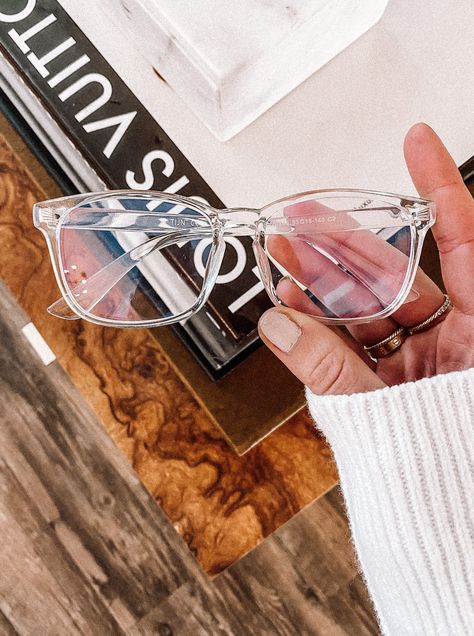 Fashion Jackson Amazon Blue Light Blocker Glasses Indie Sunglasses, Clear Glasses Frames Women, Cute Glasses Frames, Aesthetic Glasses, Classy Glasses, Glasses Inspo, Clear Glasses Frames, Sunglasses Aesthetic, Glasses Trends