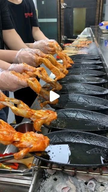 𝓣𝓪𝓲𝕪𝓪𝓃𝓰 on Instagram: "Chinese cuisine #daily delicious dishes #street food#yummy" Ancient Chinese Food, Pan Asian Food, Chinese Street Food, Cooking Chinese Food, Asian Street Food, Thailand Food, Delicacy Food, Chinese Cooking, Food Yummy