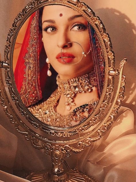 Aishwarya Rai Movies, All Studio Ghibli Movies, Vintage Bollywood Aesthetic, Aishwarya Rai Photo, Jodha Akbar, Bridal Jewellery Inspiration, Indian Wedding Bride, Rajputi Dress, Reception Look