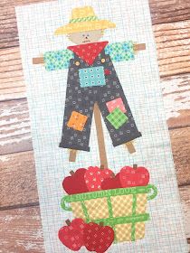 Scarecrow Quilt Pattern, Scarecrow Quilt Block, Farm Applique, Farm Quilt Patterns, Farm Animal Quilt, Make A Scarecrow, Fall Quilt Patterns, Autumn Love, Farm Quilt