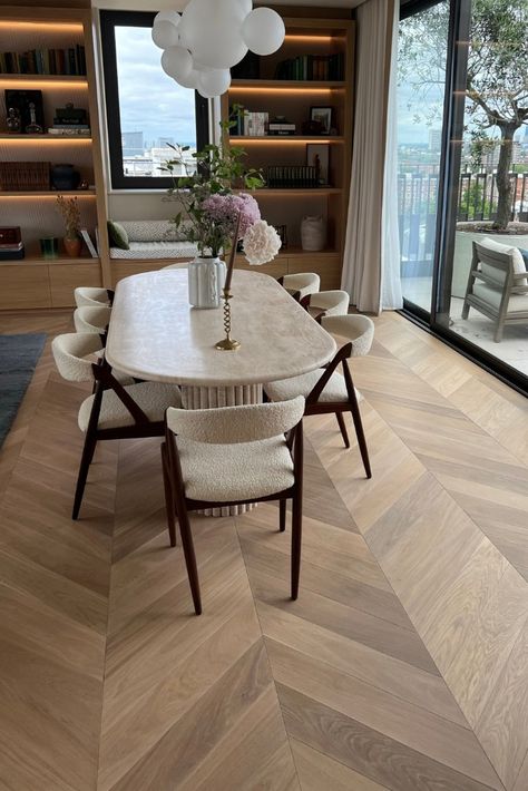 smoked and white oiled oak Chevron flooring Dining Room Floor Ideas, Chevron Living Room, Parquet Dining Room, Chevron Oak Flooring, Chevron Flooring Kitchen, Chevron Flooring Living Room, Dining Room Flooring Ideas, Dining Room Flooring, Chevron Flooring