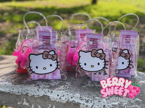 Custom party favor bags 💖 Message me to order or join fb group to start your own party package. THANK YOU @canvasbling for the cutest ideas and templates! I used everything she had but changed the hk to one I made myself since this was a teenager birthday. #partyfavors #hellokitty #hellokittyparty #hellokittypartytheme #partyfavorsideas #hellokittylover #hellokittyaddict #smallbusinessowner Hello Kitty Birthday Favors, Hello Kitty Candy Bags, Hello Kitty Goodie Bags, Hello Kitty Birthday Decorations, Hello Kitty Party Favors, Sanrio Birthday, Hello Kitty Birthday Theme, Hello Kitty Theme Party, Hello Party