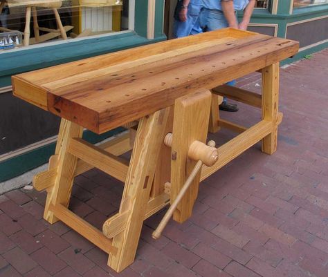 Woodworking Bench Plans | While I have a Benchcrafted end vise on my workbench, I still have a ... Diy Bank, Woodworking Bench Vise, Portable Workbench, Wood Trellis, Woodworking Plans Pdf, Woodworking Bench Plans, Diy Workbench, Garage Work Bench, Woodworking Workbench