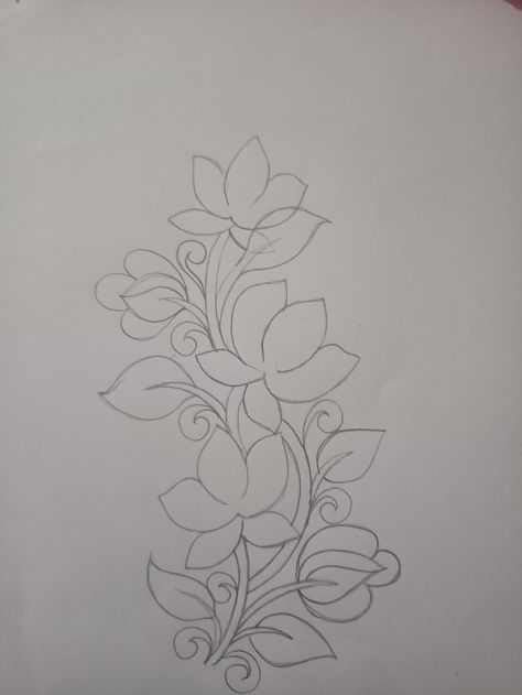 Flower Drawing For Aari Work, Saree Border Designs Drawing Simple, Embroidery Pencil Designs, Aari Work Tracing Patterns Flower, Alekhan Design, Pencil Drawings Of Flowers, Flower Pattern Drawing, Easy Mandala Drawing, Fabric Painting On Clothes