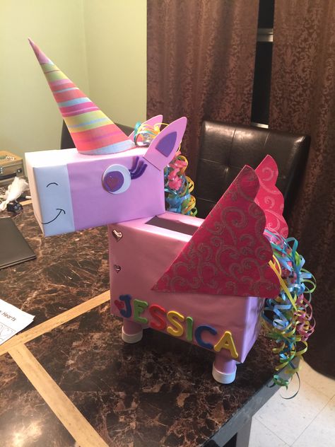 Unicorn Valentine Box Diy, Valentine Mailboxes, Girls Valentines Boxes, Valentine Boxes For School, Diy Valentines Box, Kids Valentine Boxes, Valentines Idea, Valentine Card Box, Babysitting Crafts