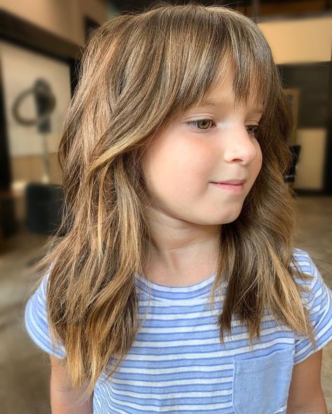 Girls Haircuts With Layers, Girls Haircuts Medium, Kids Girl Haircuts, Toddler Girl Haircut, Trendy Bangs, Bangs Haircut, Toddler Haircuts, Girl Haircut, Kids Hair Cuts