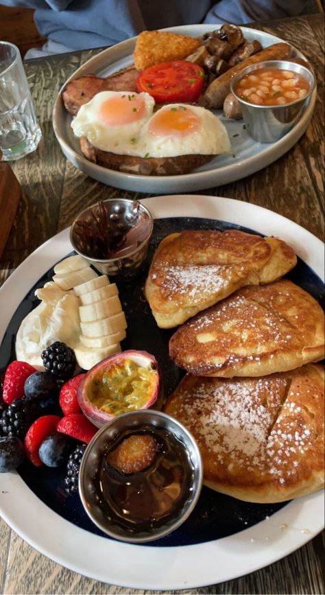 Full Breakfast Aesthetic, English Breakfast Aesthetic, English Breakfast Ideas, London Breakfast Aesthetic, British Breakfast Aesthetic, Hotel Breakfast Aesthetic, Victor Harbour, Proper English Breakfast, Full English Breakfast Aesthetic