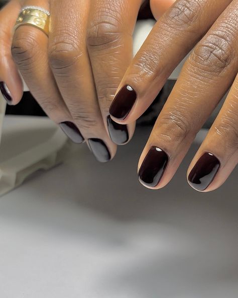 12 Dark Red Christmas Nail Ideas to Try This Festive Season | Who What Wear Dark Nail Polish Ideas, Very Dark Red Nails, Dark Pedicure Ideas, Mulled Wine Nails, Dark Nail Colours, Dark Manicure Ideas, Christmas Nail Color Ideas, Dark Colored Nails, Black Cherry Nail Polish