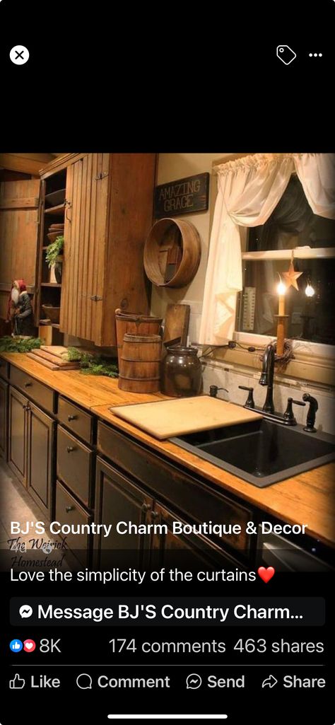 Black Primitive Kitchen Cabinets, Primitive Cabinets Kitchen, Modern Primitive Kitchen, Primitive Colonial Kitchen, Primitive Kitchen Cabinets, Prim Kitchen, Primitive Home Decorating, Colonial Kitchens, Primitive Kitchens