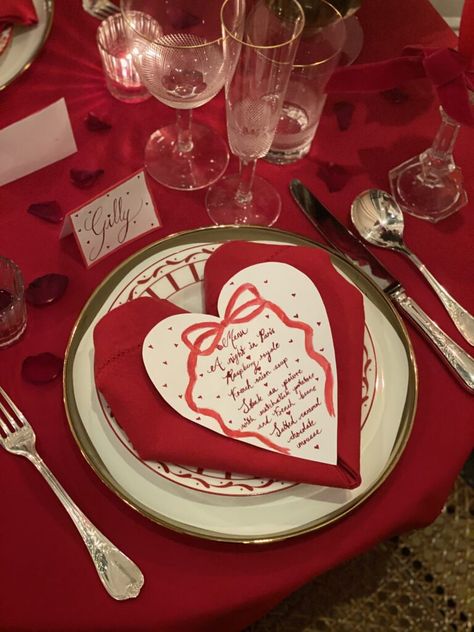 Valentine Dinner Party, Galentines Party, Valentine Dinner, Valentines Day Dinner, My Funny Valentine, Valentine Wedding, Valentines Party, Birthday Dinners, Valentines Day Party