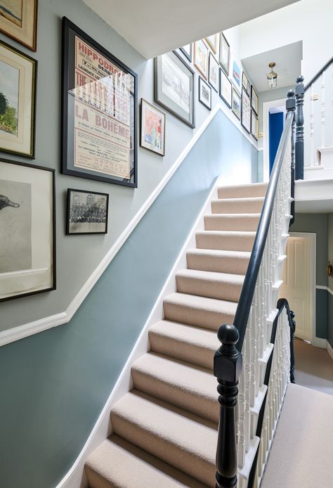 Blue Wall Staircase, Navy Staircase Wall, Stairway Color Ideas, Emerald Hallway, Navy Stairs, Dark Blue Hallway And Stairs, Stair Panelling Colour, Blue Stair Panelling, Staircase Painting Ideas