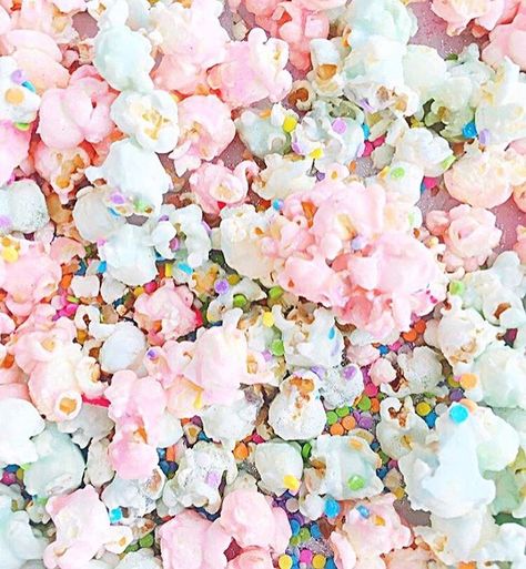 #cottoncandypopcorn #popcorn #pastel Cotton Candy Popcorn, Pastel Desserts, Rainbow Unicorn Cake, Ashley Nicole, Candy Popcorn, Pastel Candy, Rainbow Aesthetic, Bright Rainbow, Cat Valentine