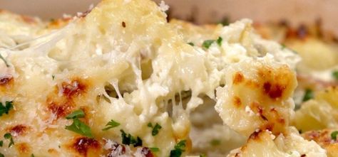 127-CauliflowerCassoroleHeader | Cauliflower Casserole THM sub the flour and milk Cauliflower Casserole Recipes, Healthy Casserole Recipes, Gf Flour, Cheesy Cauliflower, Cauliflower Casserole, Healthy Casseroles, Tapioca Flour, Smoked Sausage, Cauliflower Recipes