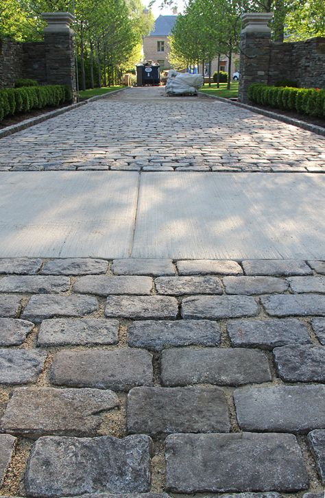 Reclaimed Granite Cobbles. Cobbled Driveway, Garden Ideas Driveway, Cobblestone Pavers, House Garden Landscape, Driveway Entrance Landscaping, Cobblestone Driveway, Brick Driveway, Driveway Paving, Stone Driveway