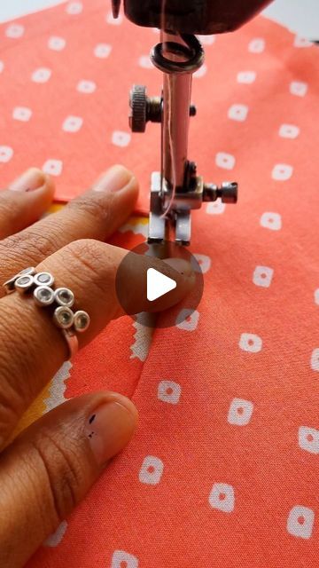 Sewing Tricks And Tips, Sewing Machine Tricks And Tips, Sewing Machine Hacks Tips And Tricks, Sewing Hacks Clothes Tips And Tricks, Quilting Tips And Tricks, Heart Stiching Sewing, Sew Heart On Sleeve, Sewing Hacks Videos, How To Change Needle On Sewing Machine