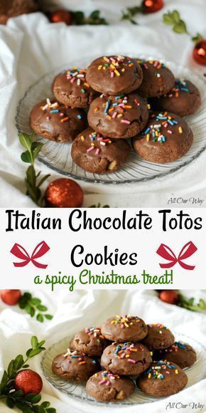 Italian Chocolate Toto Cookies, Italian Chocolate Chip Cookies, Italian Spice Cookies, Italian Chocolate Spice Cookies, Italian Cookies Traditional Christmas, Italian Bakery Cookies, Italian Meatball Cookies, Italian Chocolate Cookies, Chocolate Spice Cookies