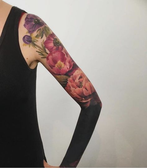 BLACK OUT TATTOOING on Instagram: “Black against colour, done by @arochatattoo 🖤 #blackouttattoo #blackouttattoos #blackwork #blackworktattoo #blackworktattoos…” Tattoo Sleeve Women Black, Tattoo Sleeve Women, Tattoo Advice, Black Sleeve Tattoo, Interesting Tattoos, Tattoo Japanese Style, Sanskrit Tattoo, Full Sleeve Tattoo Design, Blackout Tattoo