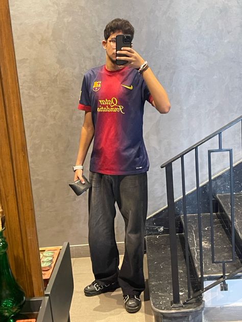 barcelona fc football soccer jersey outfit black jeans 2012 Barcelona Jersey Outfit, Soccer Jersey Outfit Men, Jersey Outfit Men, Soccer Jersey Outfit, Outfit Black Jeans, Sweatsuit Outfits, Barcelona Jersey, Barcelona Jerseys, Barcelona Fc