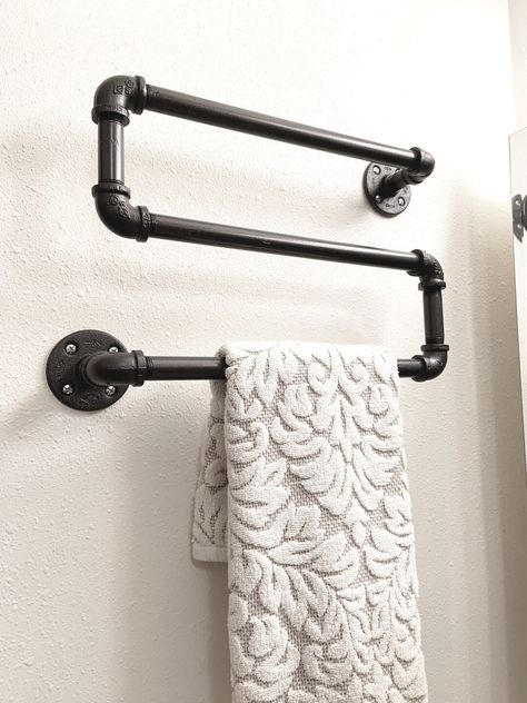 Oil Rubbed Bronze Paint, Copper Bathroom Accessories, Pipe Storage, Pipe Towel Bar, Pipe Toilet Paper Holder, Bar Farmhouse, Hand Towel Bar, Floor Makeover, Bathroom Projects