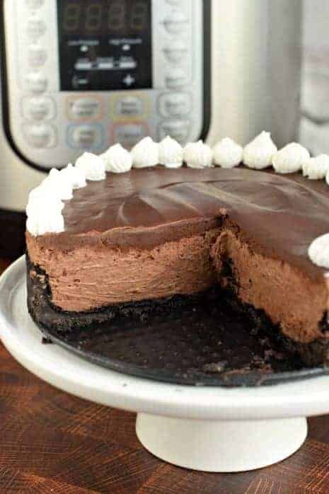 Dark Chocolate Cheesecake, Chocolate Cheesecake Recipe, Perfect Cheesecake, Instant Pot Desserts, Shugary Sweets, Chocolate Cheesecake Recipes, Multi Cooker, How To Make Cheesecake, Oreo Crust