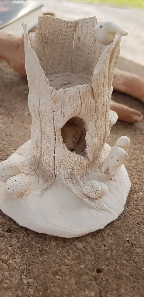 Plaster Tree Sculpture, Nature Sculpture Ideas, Clay Trees Sculpture, Nature Clay Ideas, Forest Clay Art, Ceramic Tree Trunk, Clay Mountains Sculpture, Plant Sculpture Art, Polymer Clay Tree Stump