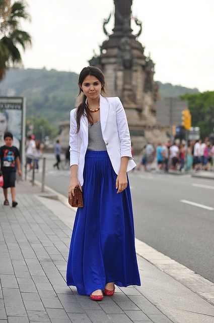 Blue Maxi Skirt Outfit, New Hijab, Maxi Skirt Outfit, Blue Maxi Skirt, Maxi Outfits, New Street Style, Style Inspiration Casual, Maxi Skirt Outfits, Future Clothes