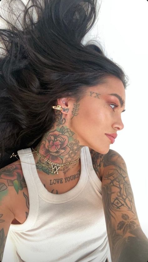 Classy Face Tattoos For Women, Buzzed Hair Women, Women With Tattoos, Surreal Tattoo, Shaved Hair Designs, Buzzed Hair, Tattoed Women, Tattoos Women, Love Inspiration