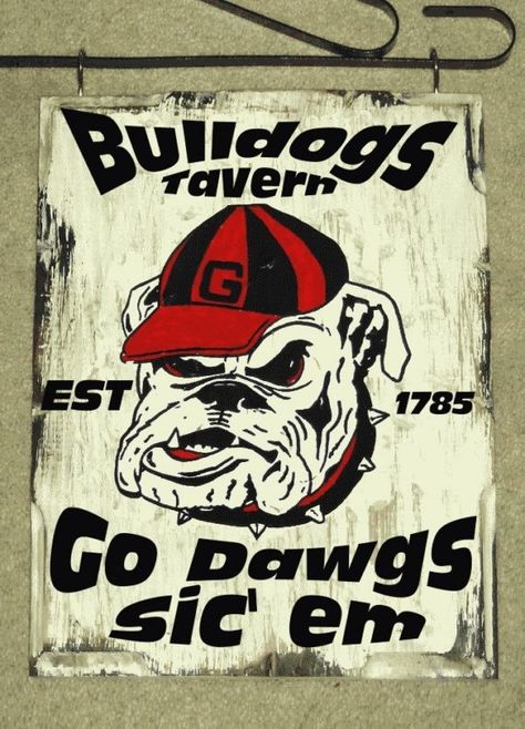 Uga Baby, Magnolia Store, Georgia Bulldawgs, Boy Sports Bedroom, Bulldog Decor, Uga Football, Uga Bulldogs, Ga Bulldogs, Georgia Dawgs