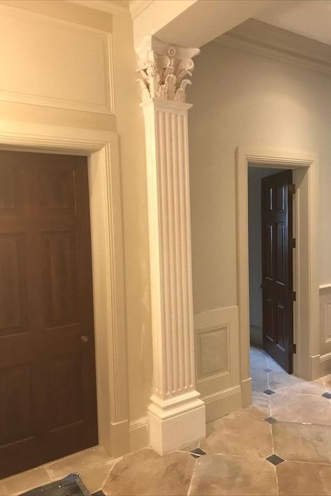 Square Columns Interior, Indoor Pillar Ideas, Pilaster Design, Victorian Columns, Indoor Columns Ideas, Piller Design Ideas Modern, Pillar Design Interior Modern, Interior Columns Ideas, Interior Column Design