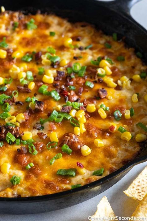 Cast Iron Corn, Sweet Corn Casserole, Hot Corn Dip, Cream Corn Casserole, Skillet Corn, Corn Dip Recipes, Mexican Corn Salad, Hot Corn, Cheesy Corn