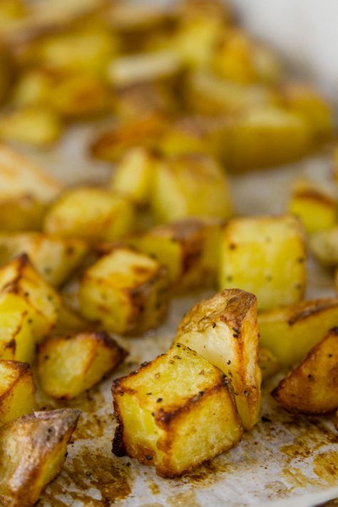 Baked Potato Cubes In Oven, Cubed Potatoes In Oven, Sheet Pan Roasted Potatoes, Baked Potato Cubes, Roasted Mini Potatoes, Pan Roasted Potatoes, Potato Cubes, Easy Roasted Potatoes, Cooked Potatoes