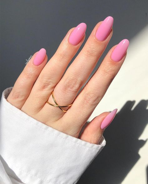 30 Cute Pink Nail Designs to Inspire You Nails For Pale Hands, Nails Plain Color, Pink Nails Aesthetic, Rose Manicure, Bare Nails, Cute Pink Nails, Image Nails, Baby Pink Nails, Baby Rosa