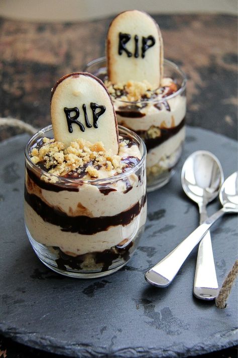 These Peanut Butter Mousse Graveyard Cups are the perfect addition to your Halloween party. #SpreadTheMagic #ad Graveyard Cups, Spooky Cupcakes, Delicious Halloween Desserts, Delicious Halloween Treats, Milano Cookies, Recetas Halloween, Dulces Halloween, Peanut Butter Mousse, Halloween Party Dinner