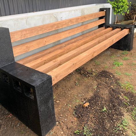 Steel Decor, Cinder Block Bench, Block Bench, Diy Backyard Patio, Outdoor Fire Pit Designs, Diy Bench Outdoor, Concrete Bench, Backyard Seating, Fire Pit Designs