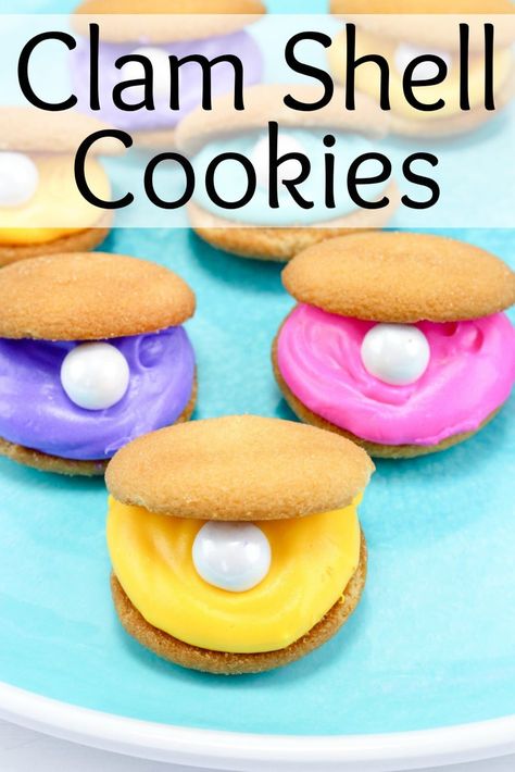 Clam Shell Cookies, Shell Cookies, Theme Snack, Ocean Food, Mermaid Parties, Vanilla Wafers, Baked Dessert Recipes, Mermaid Birthday Party, Clam Shell