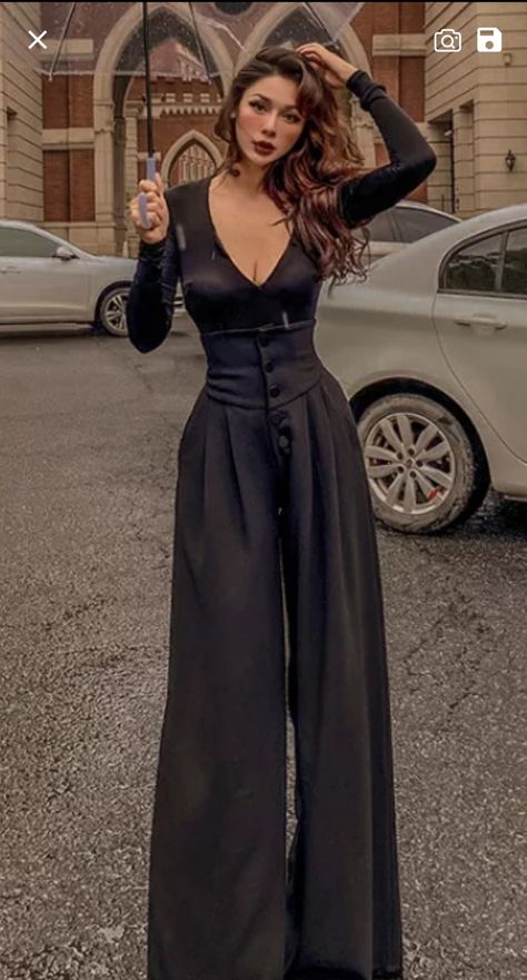 Fancy Pantsuits For Women, Pantsuits For Women Prom, Women Prom Dresses, Neat Casual Outfits, Modest Dresses Casual, Womens Prom Dresses, Pantsuits For Women, Classy Fashion, Minimal Outfit