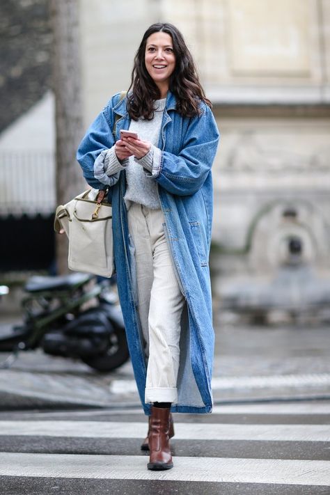 Long Denim Jacket, Mode Tips, Coat Outfit, Blazer Outfit, Street Style Winter, Best Street Style, Street Look, Fashion Weeks, Street Style Inspiration