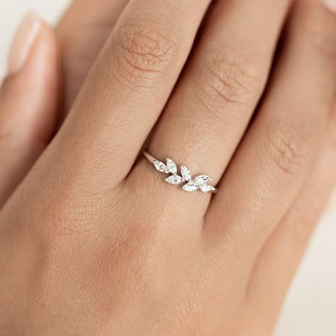 Engagement Rings Dainty, Dainty Silver Ring, Silver Leaf Ring, Marquise Diamond Ring, Sapphire Rings, Big Rings, Detailed Ring, Leaf Ring, Silver Wedding Rings