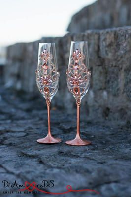 Crystal Glasses Wedding, Champaign Glasses, Best Man Wedding Speeches, Wedding Toasting Glasses, Bride And Groom Glasses, Wedding Wine Glasses, Diy Wine Glasses, Wedding Champagne Glasses, Best Man Wedding